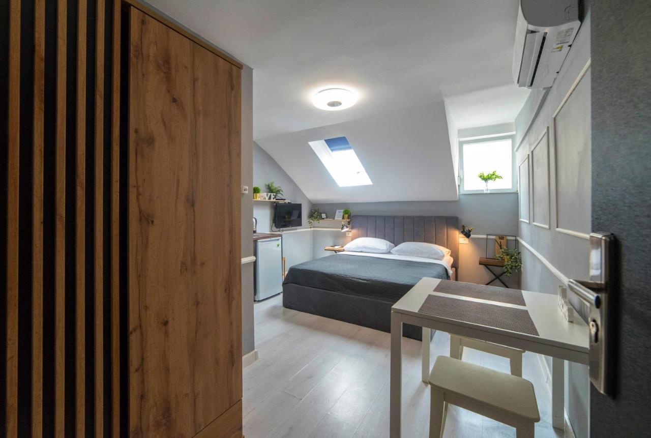 Manuela Studio Apartments, 4Th Floor, No Elevator Zagreb Exterior foto