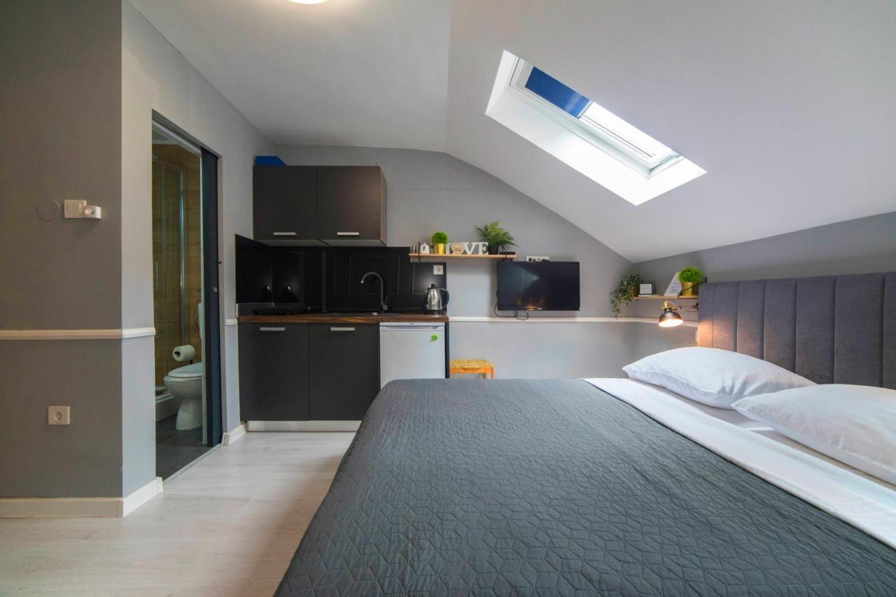 Manuela Studio Apartments, 4Th Floor, No Elevator Zagreb Exterior foto